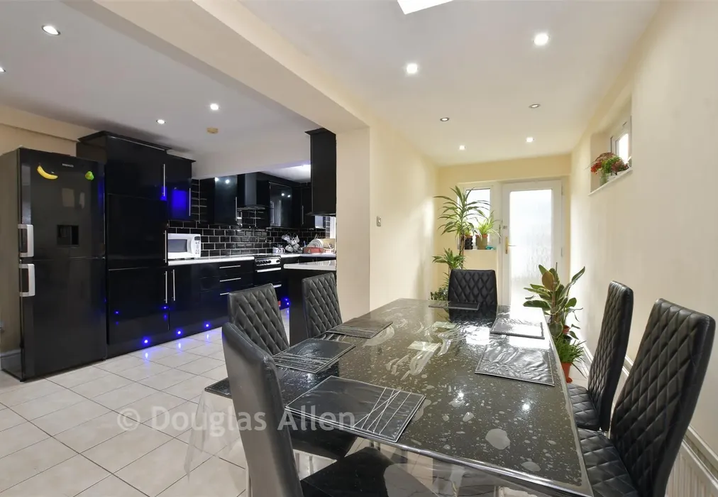 Dining Area - Calderon Road, Leytonstone - Wards of Kent