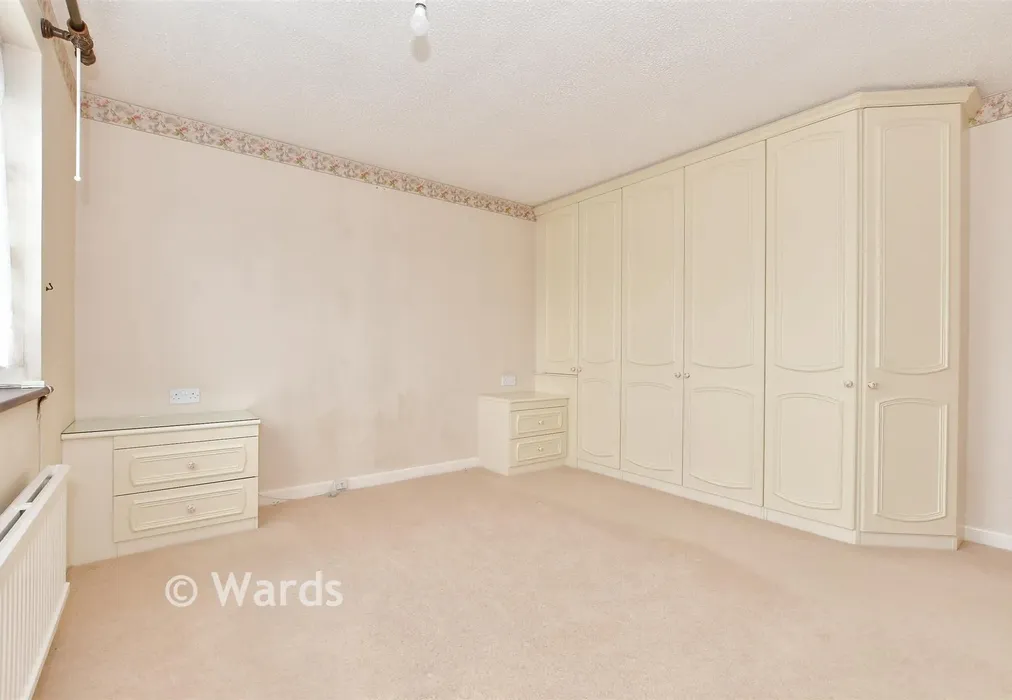 Bedroom 1 - Queens Avenue, Birchington, Kent - Wards of Kent
