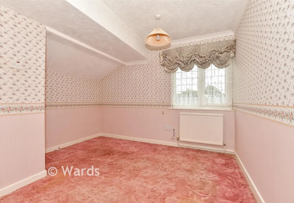 Bedroom 2 - Queens Avenue, Birchington, Kent - Wards of Kent