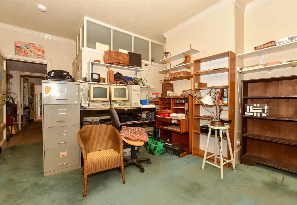 Sitting Room - Eastern Esplanade, Cliftonville, Margate, Kent - Wards of Kent