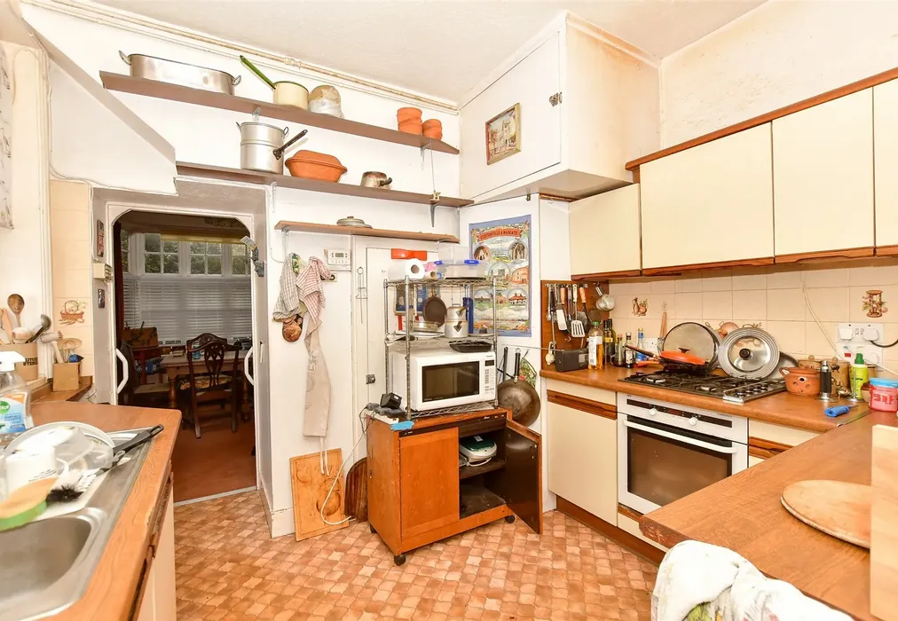 Kitchen - Eastern Esplanade, Cliftonville, Margate, Kent - Wards of Kent