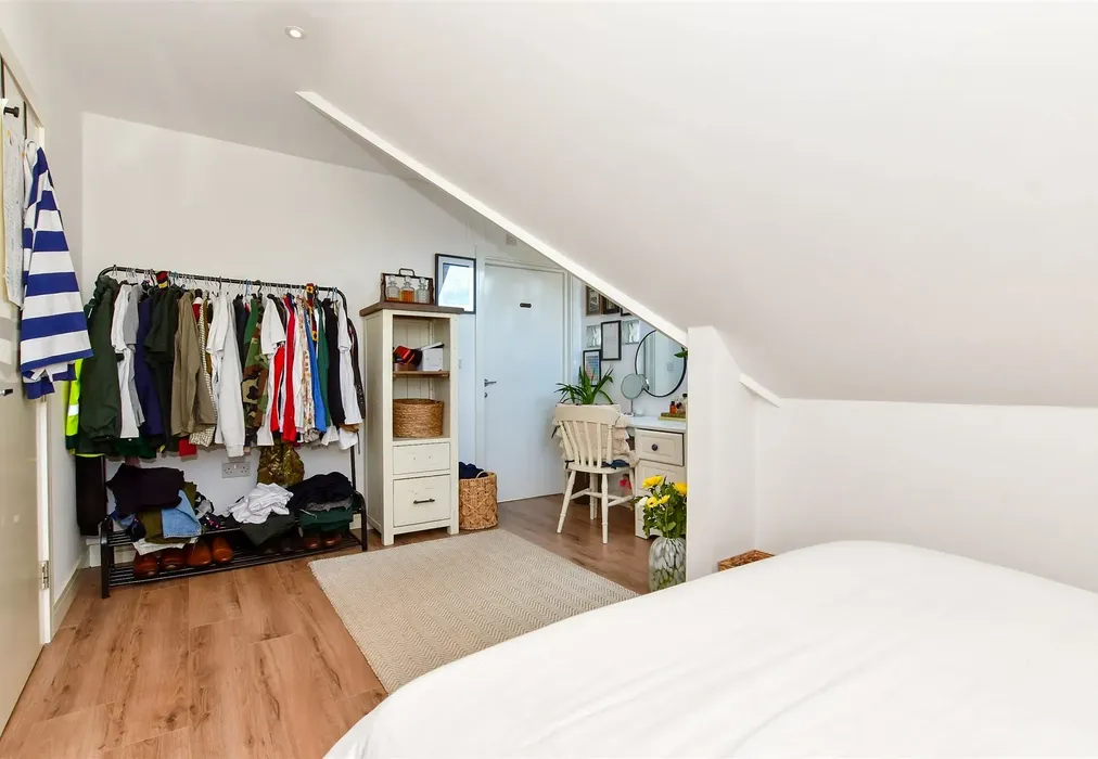 Bedroom - Cheriton Road, Folkestone, Kent - Wards of Kent