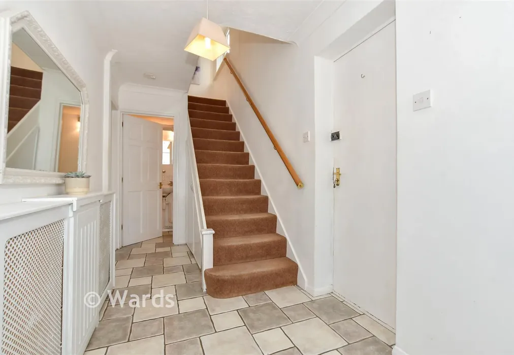 Entrance Hall - Friends Avenue, Margate, Kent - Wards of Kent