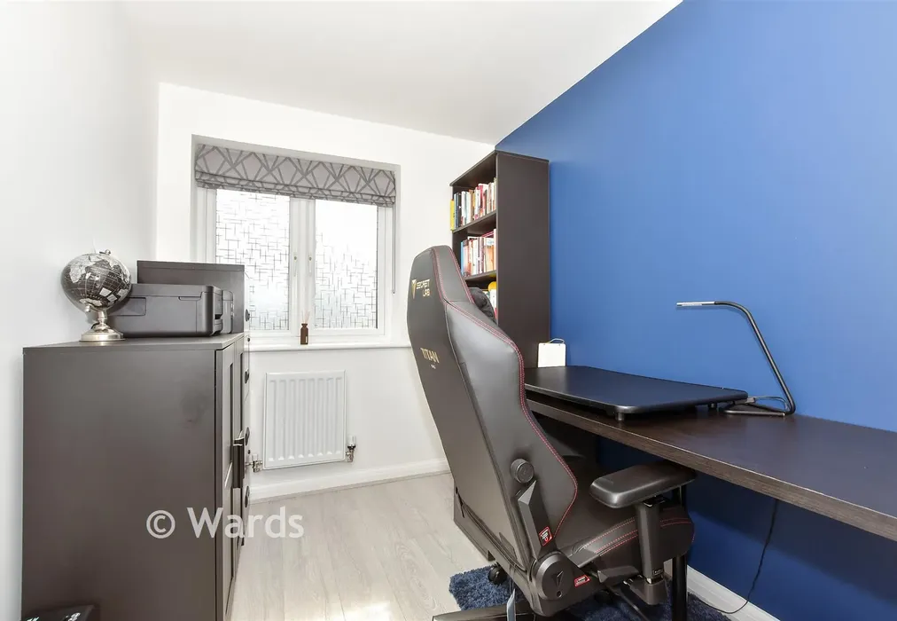 Bedroom 4 - Oaken Wood Drive, Maidstone, Kent - Wards of Kent