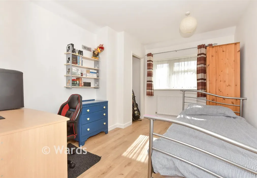 Bedroom 2 - Sydney Road, Whitstable, Kent - Wards of Kent