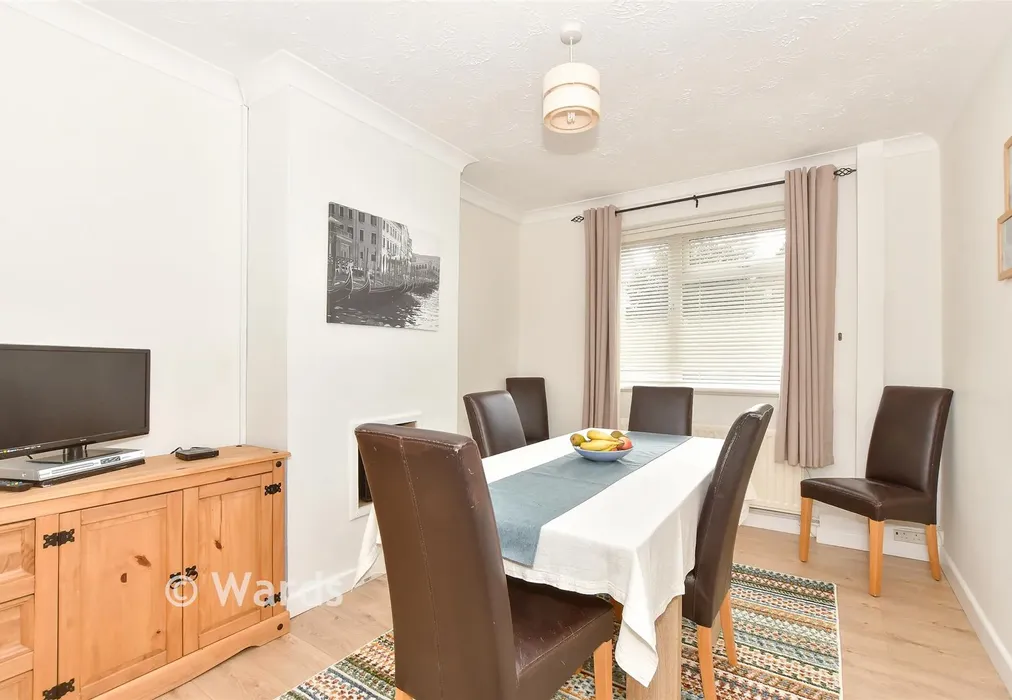 Dining Room - Sydney Road, Whitstable, Kent - Wards of Kent