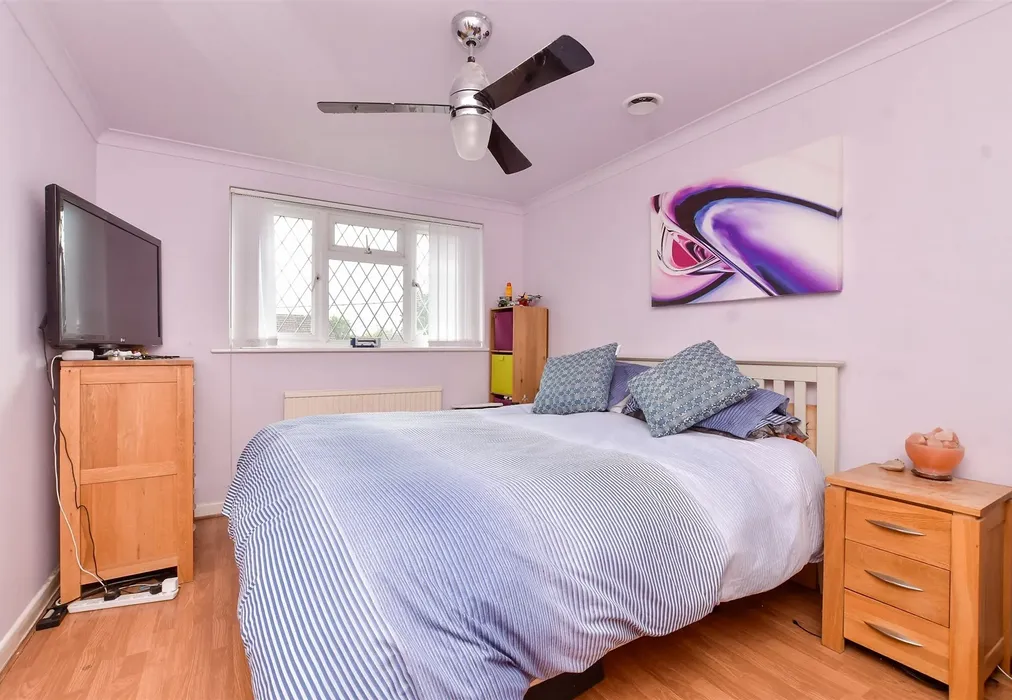 Bedroom 2 - Woodside Road, Beare Green, Dorking, Surrey - Wards of Kent