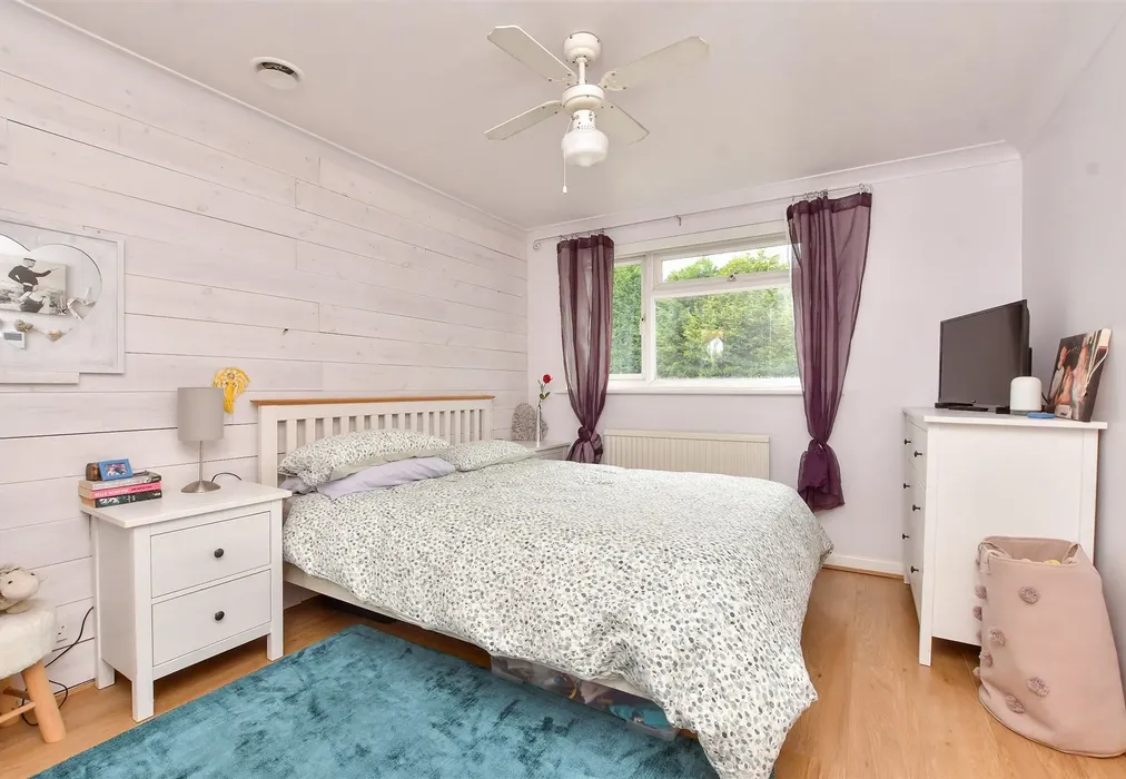 Bedroom 1 - Woodside Road, Beare Green, Dorking, Surrey - Wards of Kent