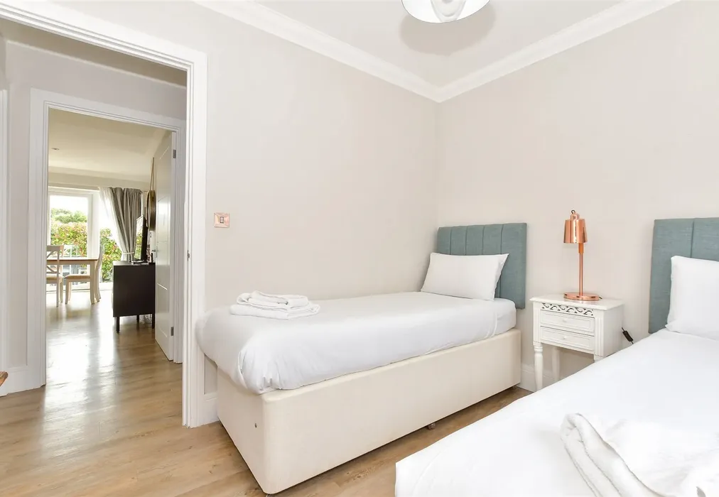 Internal Lifestyle Photograph - Fort Warden Road, Totland Bay, Isle of Wight - Wards of Kent