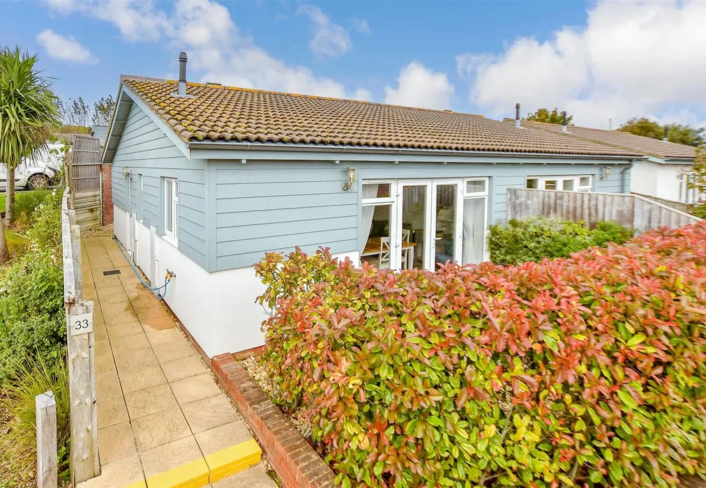 Front Aspect - Fort Warden Road, Totland Bay, Isle of Wight - Wards of Kent