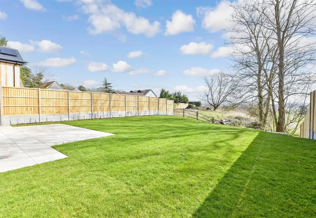 Rear Garden - Firs Lane, Hollingbourne, The Firs, Hollingbourne, Maidstone, Kent - Wards of Kent