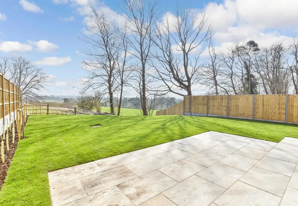 Rear Garden - Firs Lane, Hollingbourne, The Firs, Hollingbourne, Maidstone, Kent - Wards of Kent