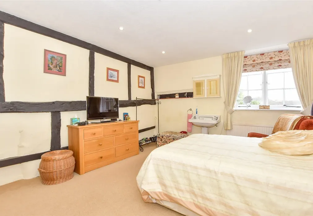 Bedroom 3 - Smugglers Walk, Goring-By-Sea, Worthing, West Sussex - Wards of Kent