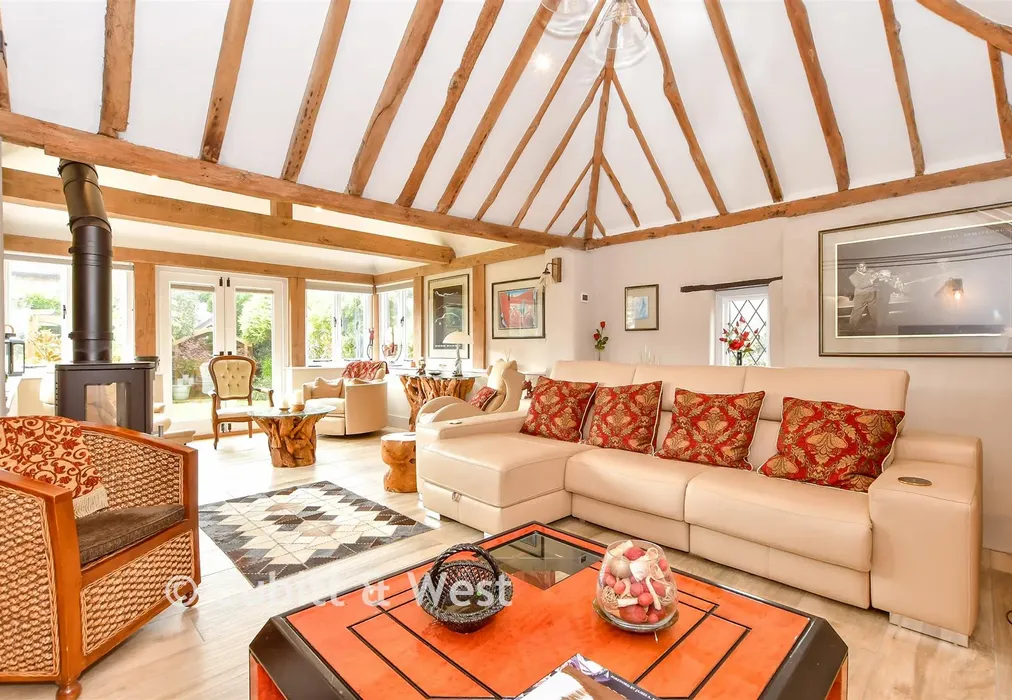 Garden Room - Smugglers Walk, Goring-By-Sea, Worthing, West Sussex - Wards of Kent
