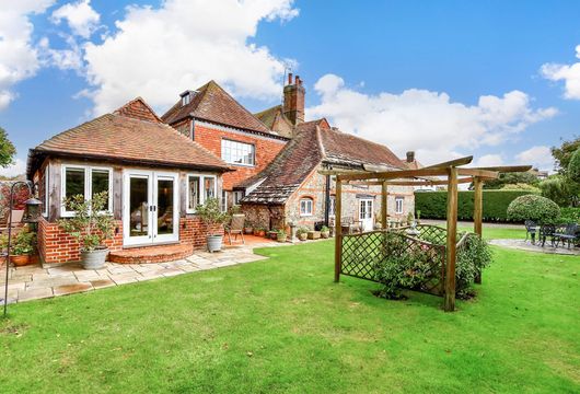 Smugglers Walk, Goring-By-Sea, Worthing, West Sussex - Wards of Kent