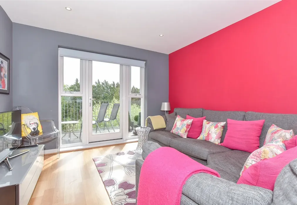 Lounge/Diner - Westwood Drive, Canterbury, Kent - Wards of Kent