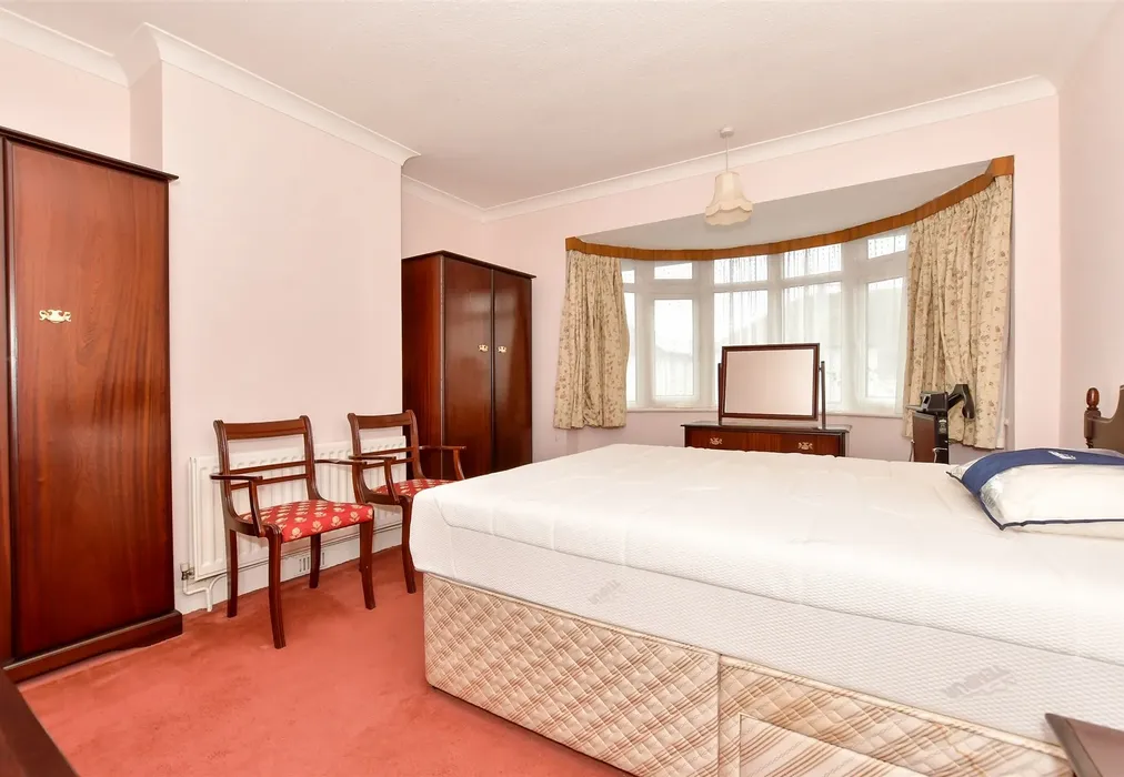 Bedroom 1 - Norfolk Road, Canterbury, Kent - Wards of Kent