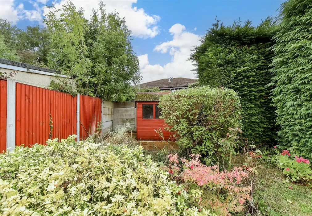 Workshop/Outbuildings - Norfolk Road, Canterbury, Kent - Wards of Kent