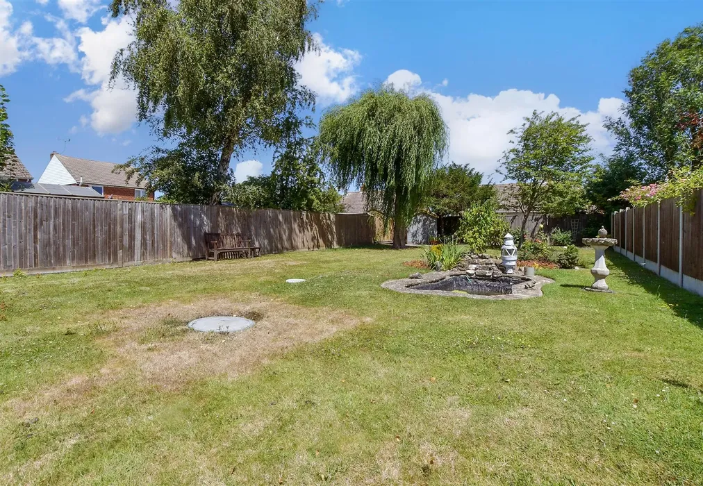 Rear Garden - Poplar Road, Wittersham, Tenterden, Kent - Wards of Kent
