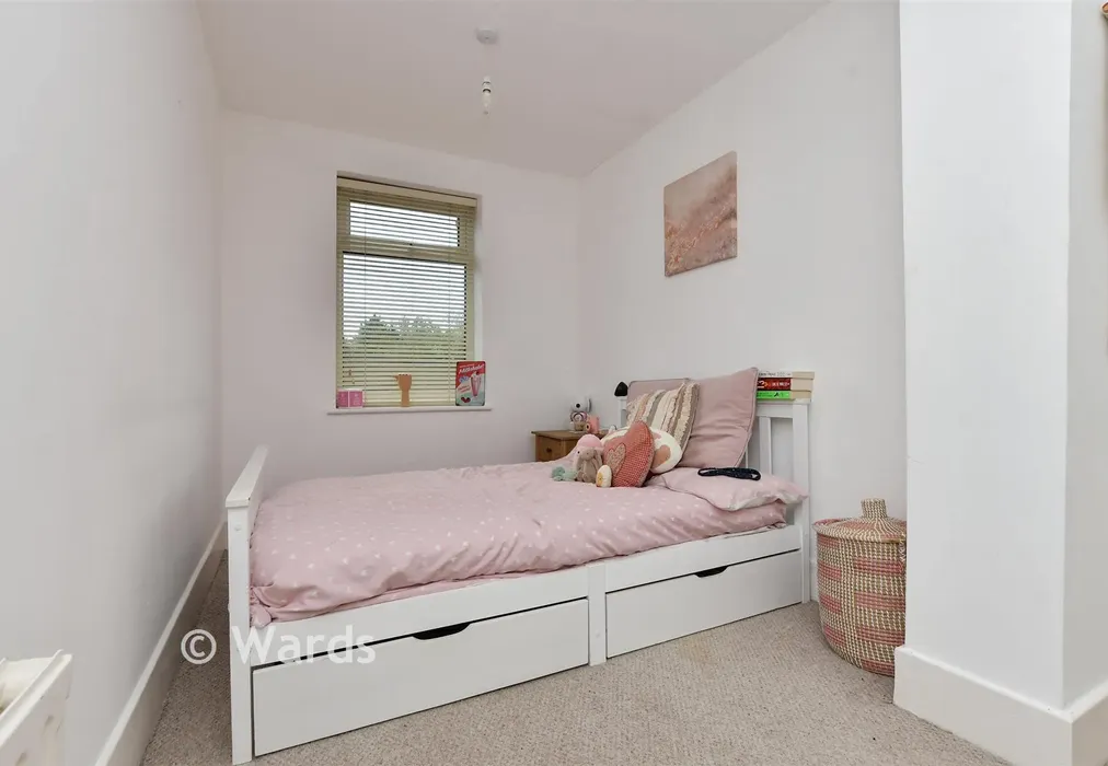 Bedroom 3 - Dover Road, Sandwich, Kent - Wards of Kent
