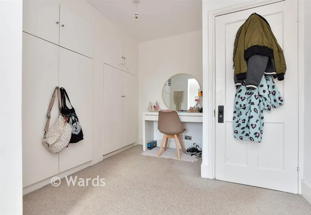 Bedroom 3 - Dover Road, Sandwich, Kent - Wards of Kent