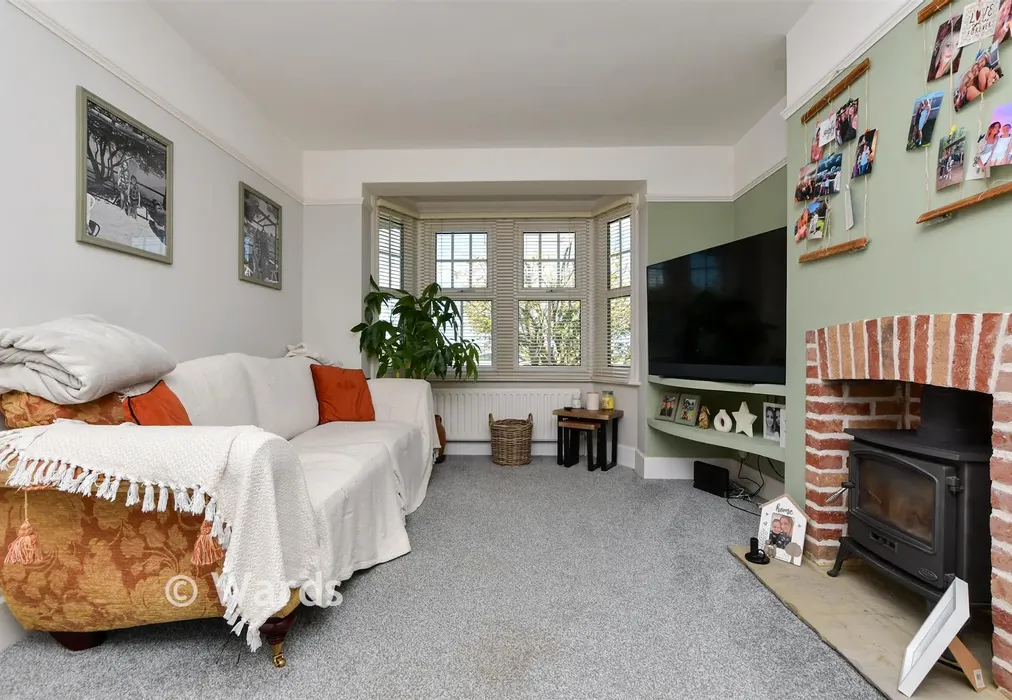 Lounge - Dover Road, Sandwich, Kent - Wards of Kent