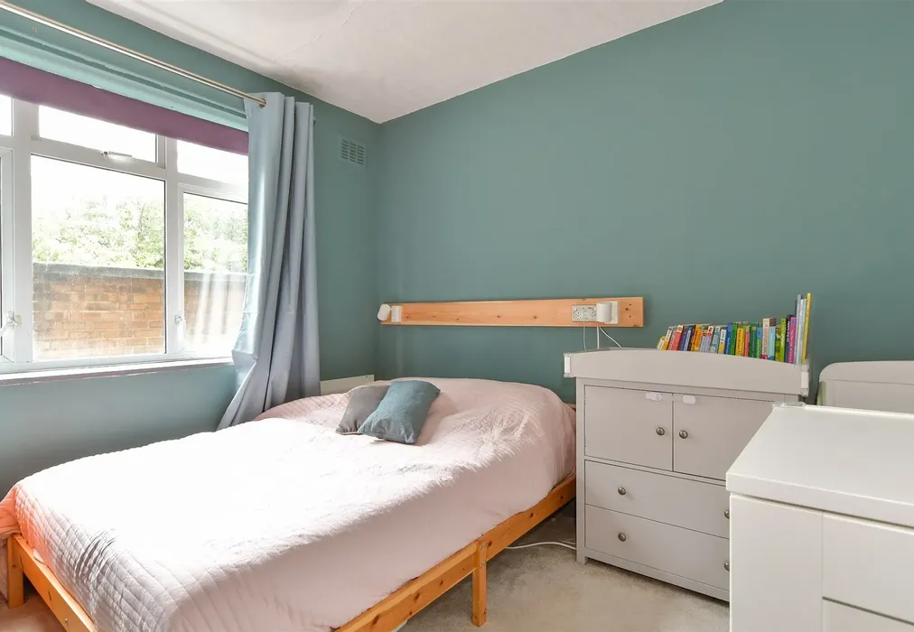 Bedroom 2 - Cordelia Crescent, Rochester, Kent - Wards of Kent