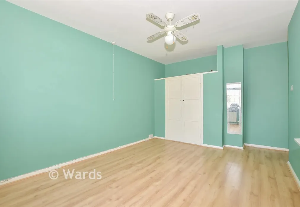 Bedroom 1 - Kent Avenue, Maidstone, Kent - Wards of Kent