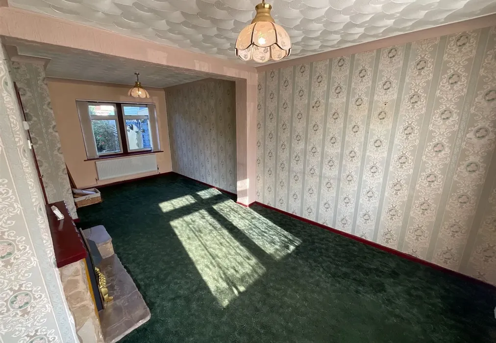 Lounge - St. James Close, Isle Of Grain, Rochester, Kent - Wards of Kent