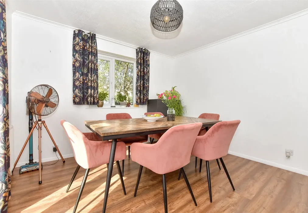 Dining Room - Northwood Road, Ramsgate, Kent - Wards of Kent