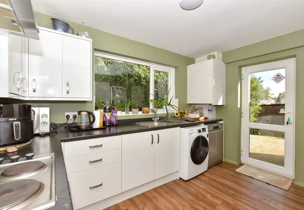 Kitchen - Northwood Road, Ramsgate, Kent - Wards of Kent