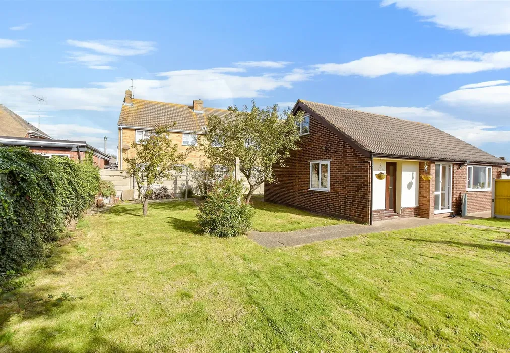 Side Garden - Northwood Road, Ramsgate, Kent - Wards of Kent