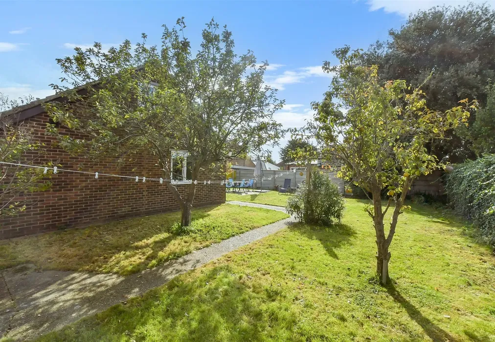 Side Garden - Northwood Road, Ramsgate, Kent - Wards of Kent