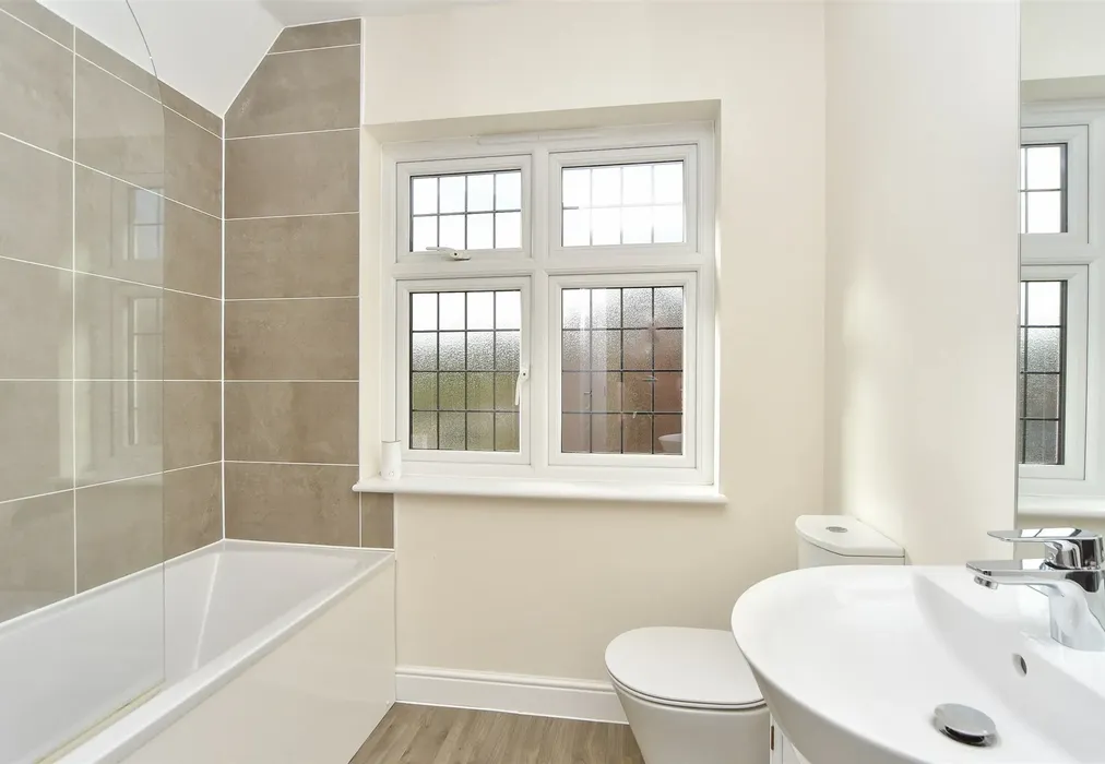 Bathroom - Cambria Crescent, Sittingbourne, Kent - Wards of Kent