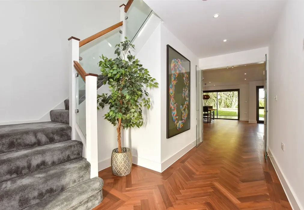 Hallway - Mill Road, Wingham, Canterbury, Kent - Wards of Kent