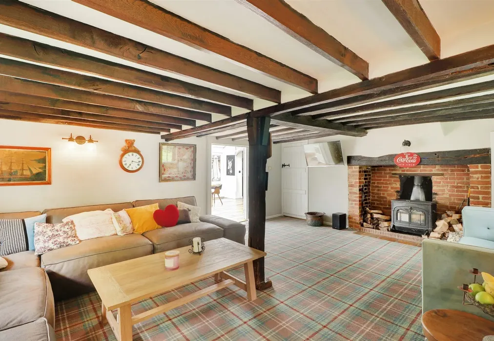 Living Room - Fairmans Lane, Brenchley, Tonbridge, Kent - Wards of Kent