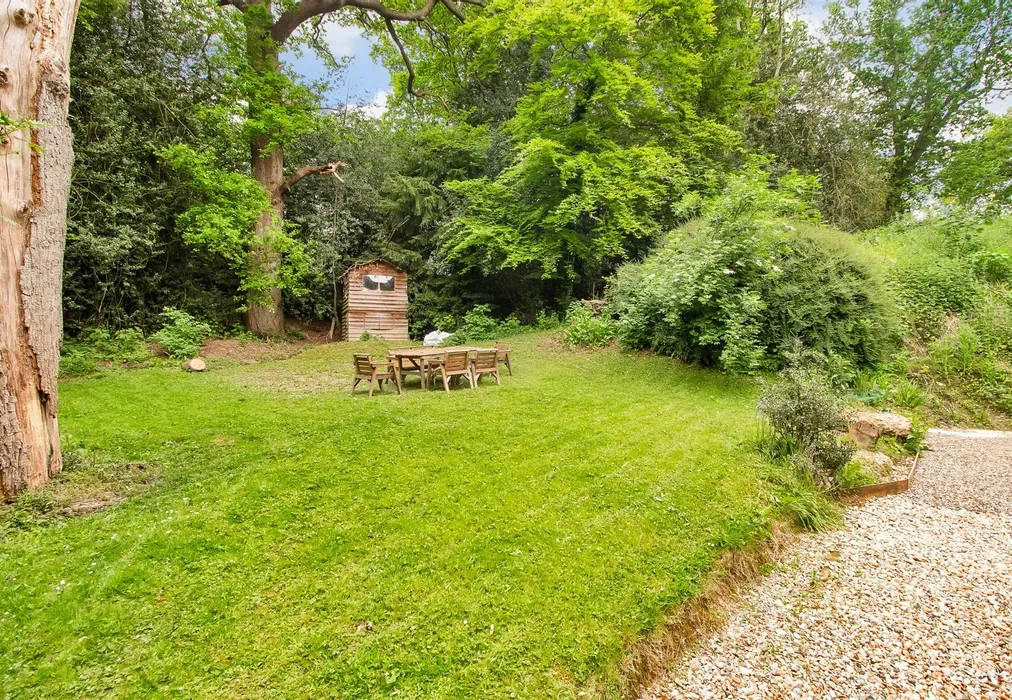 External Lifestyle - Fairmans Lane, Brenchley, Tonbridge, Kent - Wards of Kent