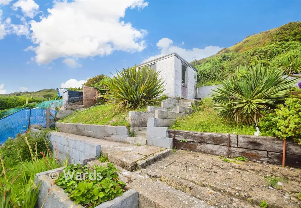 Rear Garden.. - St. David's Avenue, Aycliffe, Dover, Kent - Wards of Kent