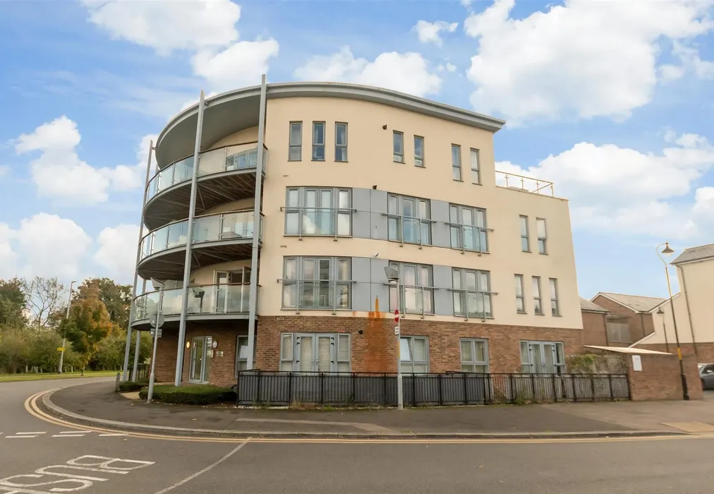 External (Web) - Liverymen Walk, Greenhithe, Kent - Wards of Kent