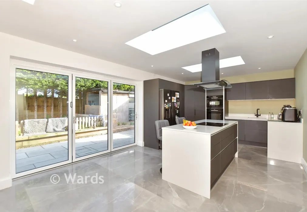 Kitchen/Diner - The Broadway, Herne Bay, Kent - Wards of Kent