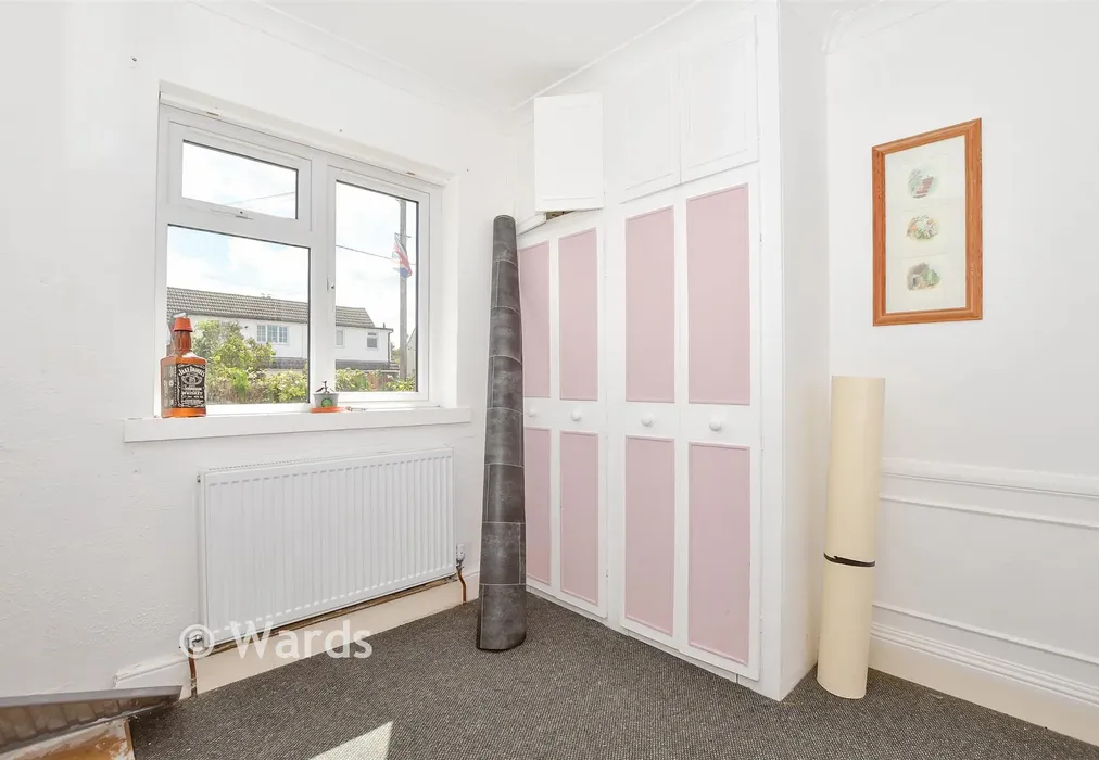 Bedroom 2 - Hever Avenue, West Kingsdown, Sevenoaks, Kent - Wards of Kent