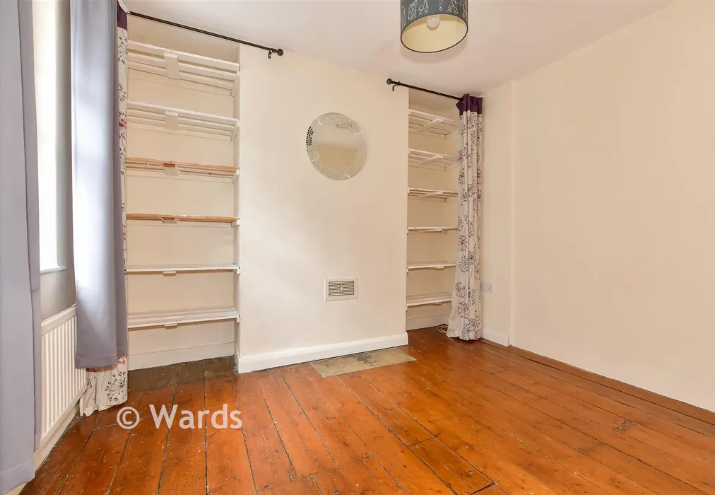 Bedroom 2 - St. Peter's Place, Canterbury, Kent - Wards of Kent