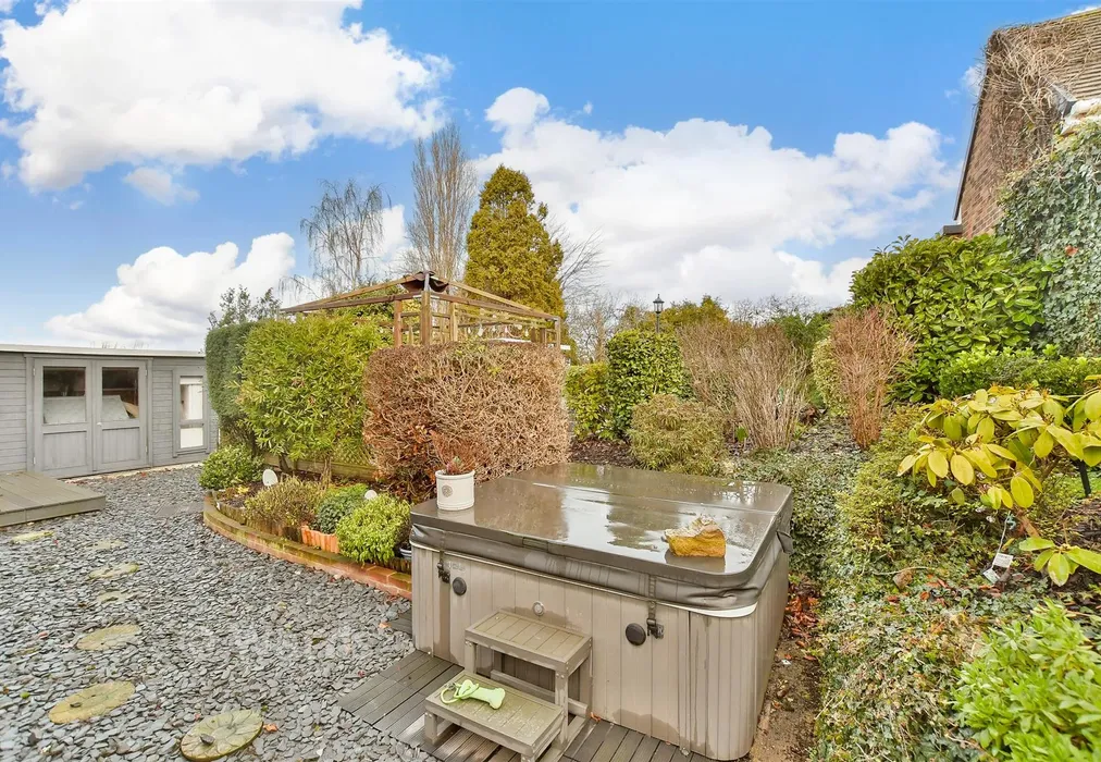 Rear Garden - Brecon Chase, Minster On Sea, Sheerness, Kent - Wards of Kent