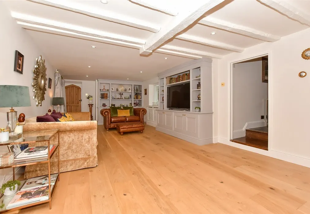 Sitting Room - Gore Lane, Eastry, Sandwich, Kent - Wards of Kent