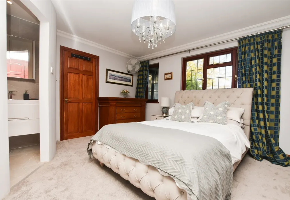 Bedroom 3 - Beacon Road, Crowborough, East Sussex - Wards of Kent