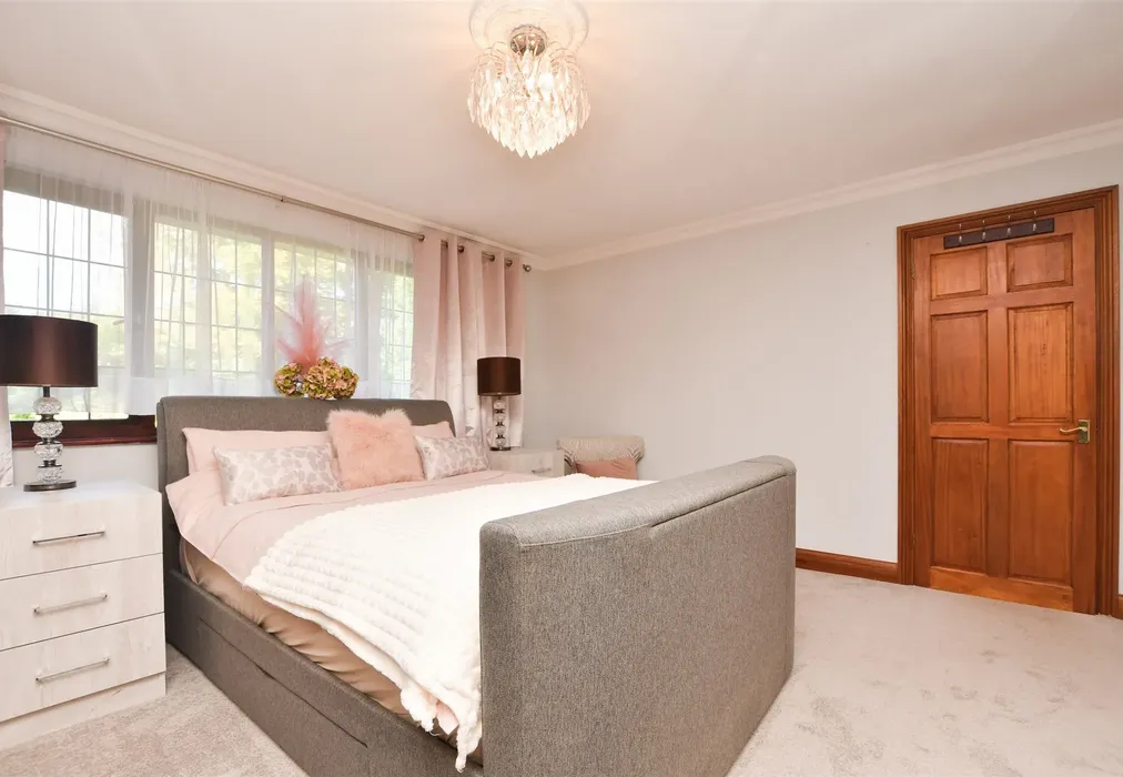 Bedroom 4 - Beacon Road, Crowborough, East Sussex - Wards of Kent