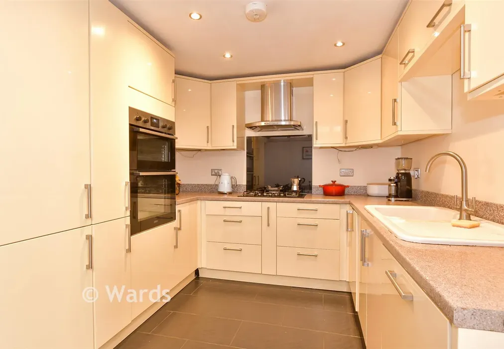 Kitchen/Breakfast Room - Gordon Terrace, Rochester, Kent - Wards of Kent