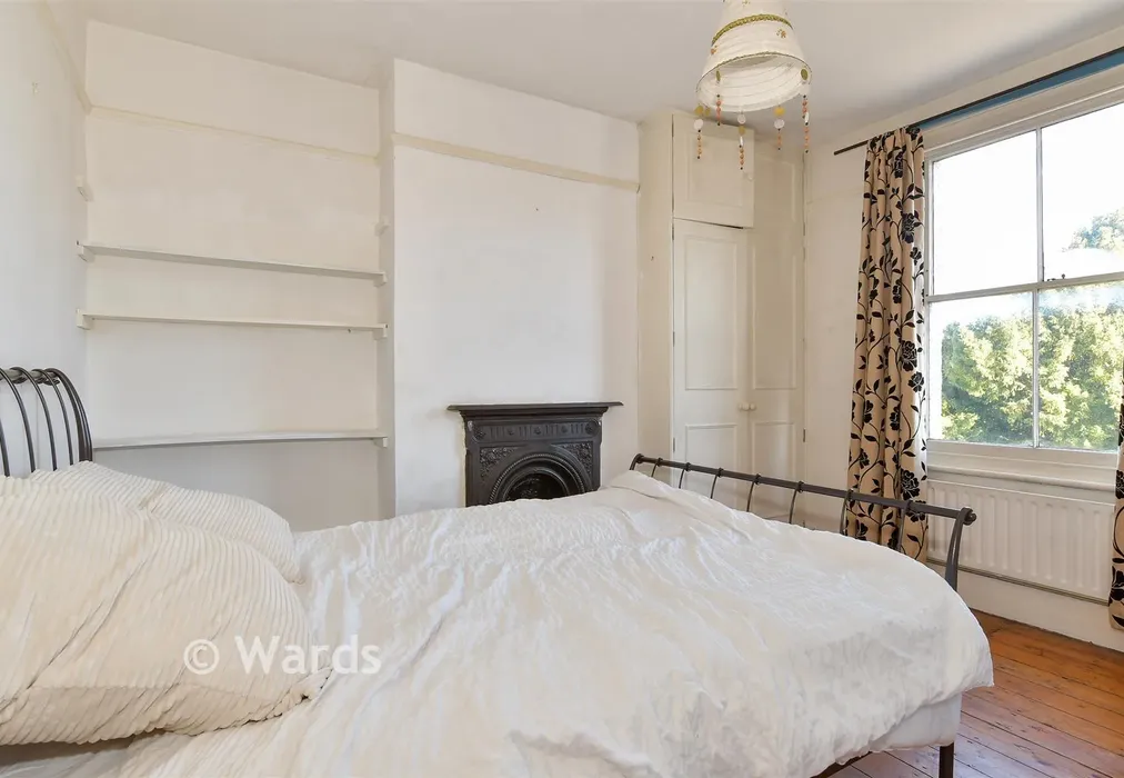 Bedroom 2 - Gordon Terrace, Rochester, Kent - Wards of Kent