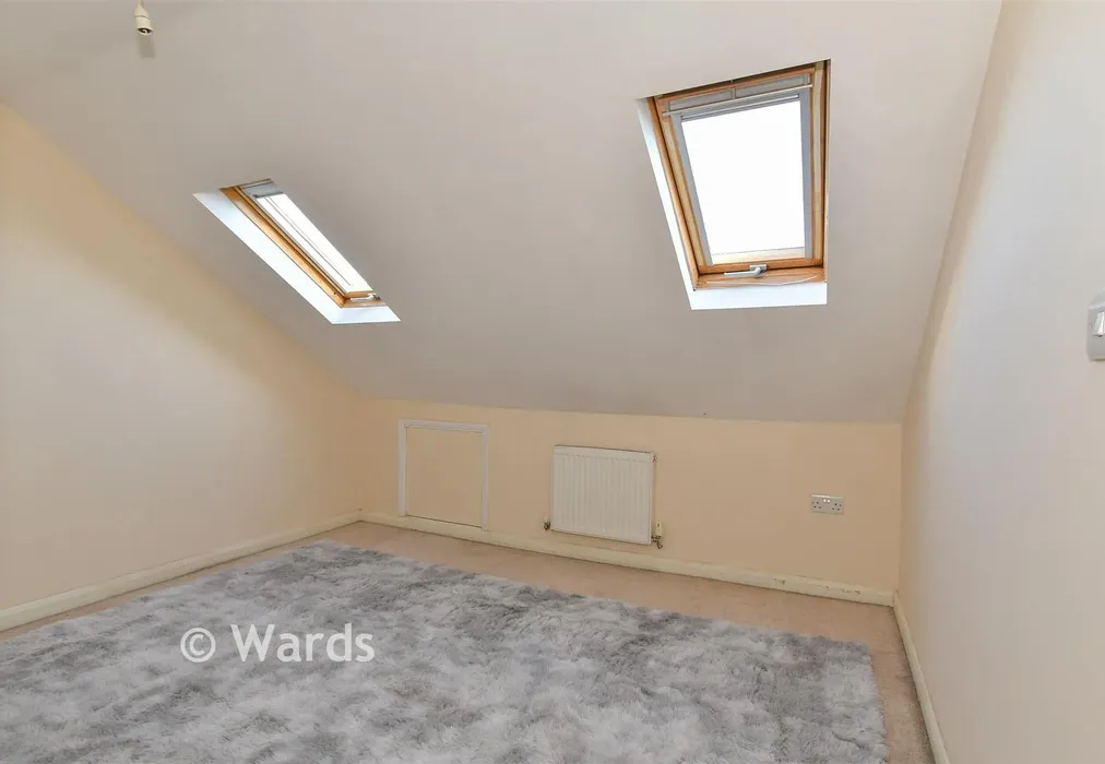 Bedroom 1 - Gordon Terrace, Rochester, Kent - Wards of Kent