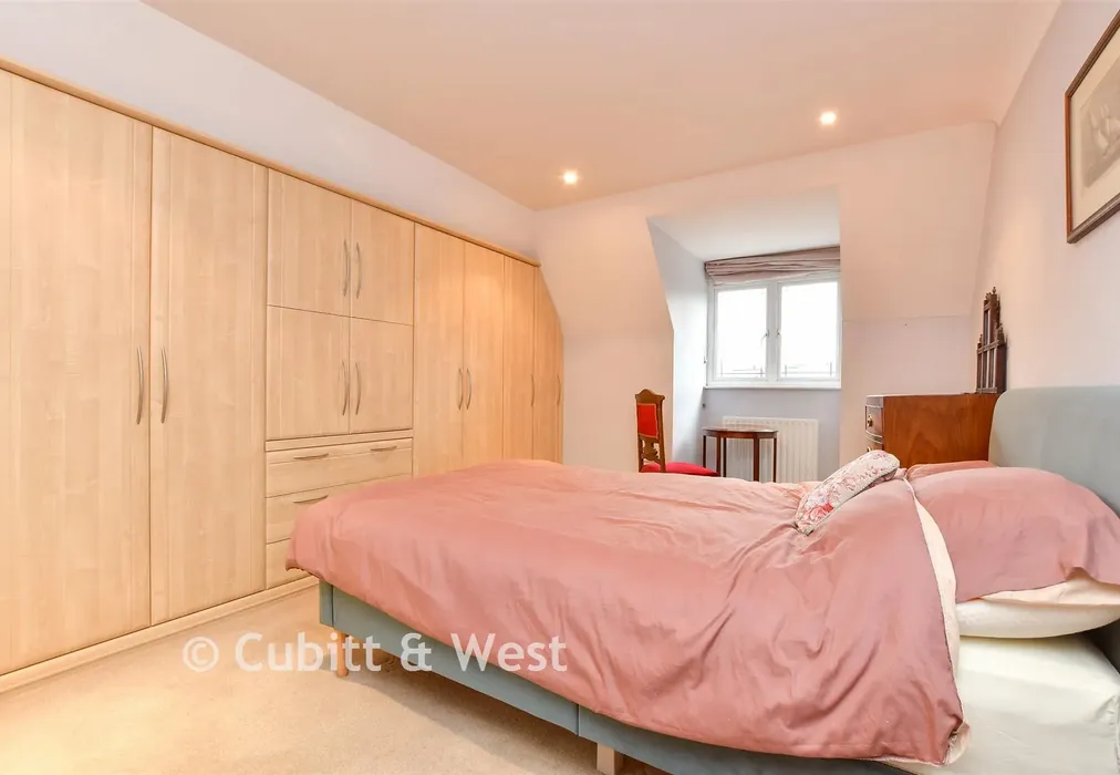 Bedroom 1 - Wray Park Road, Reigate, Surrey - Wards of Kent